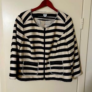 NWOT Crown and Ivy Cropped Jacket. Size 2X. Black and Cream Stripe. Raw edge
